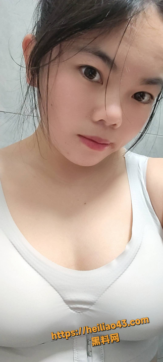 QQ20251225231819