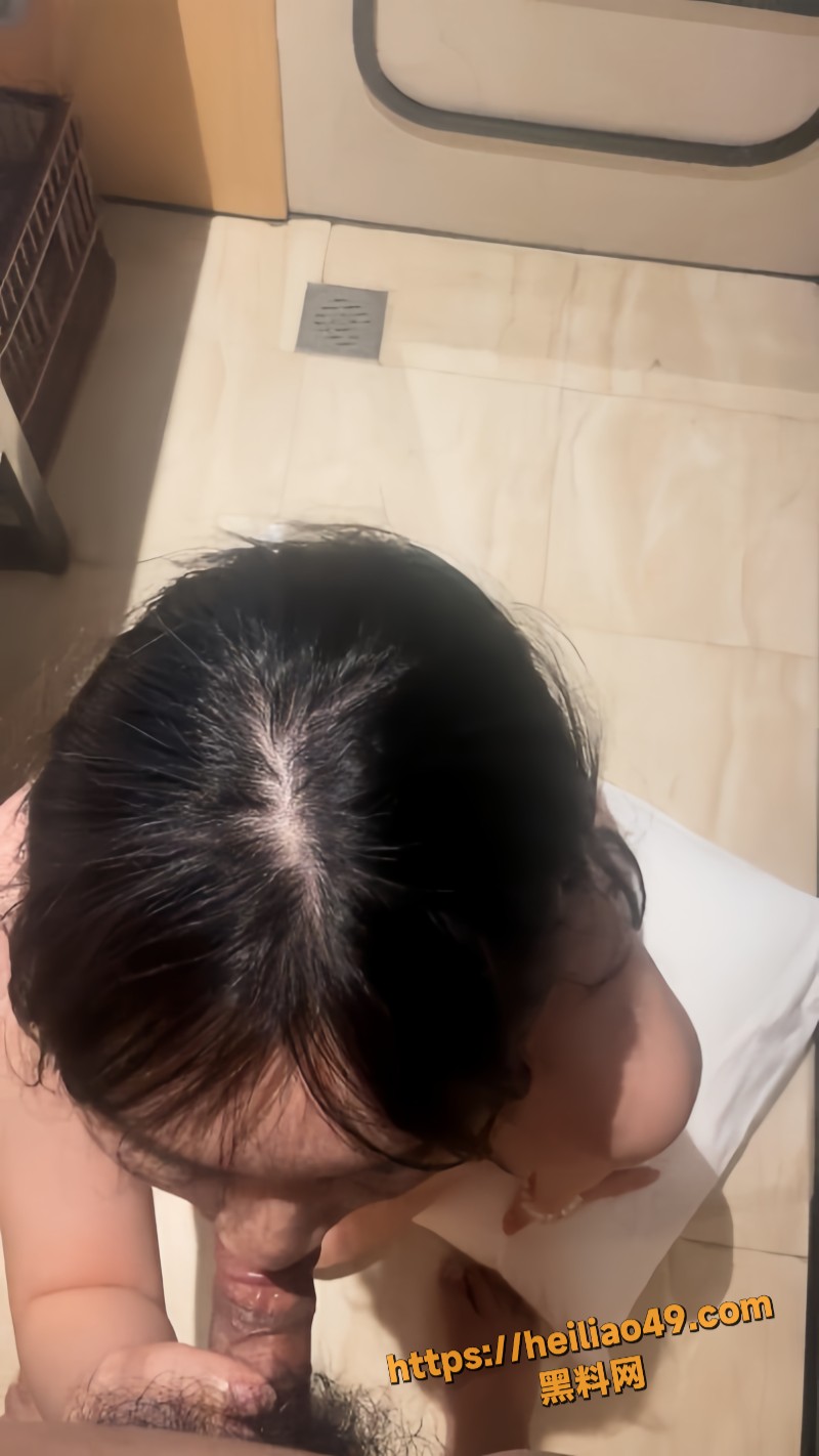  人妻少妇性爱视频jpg