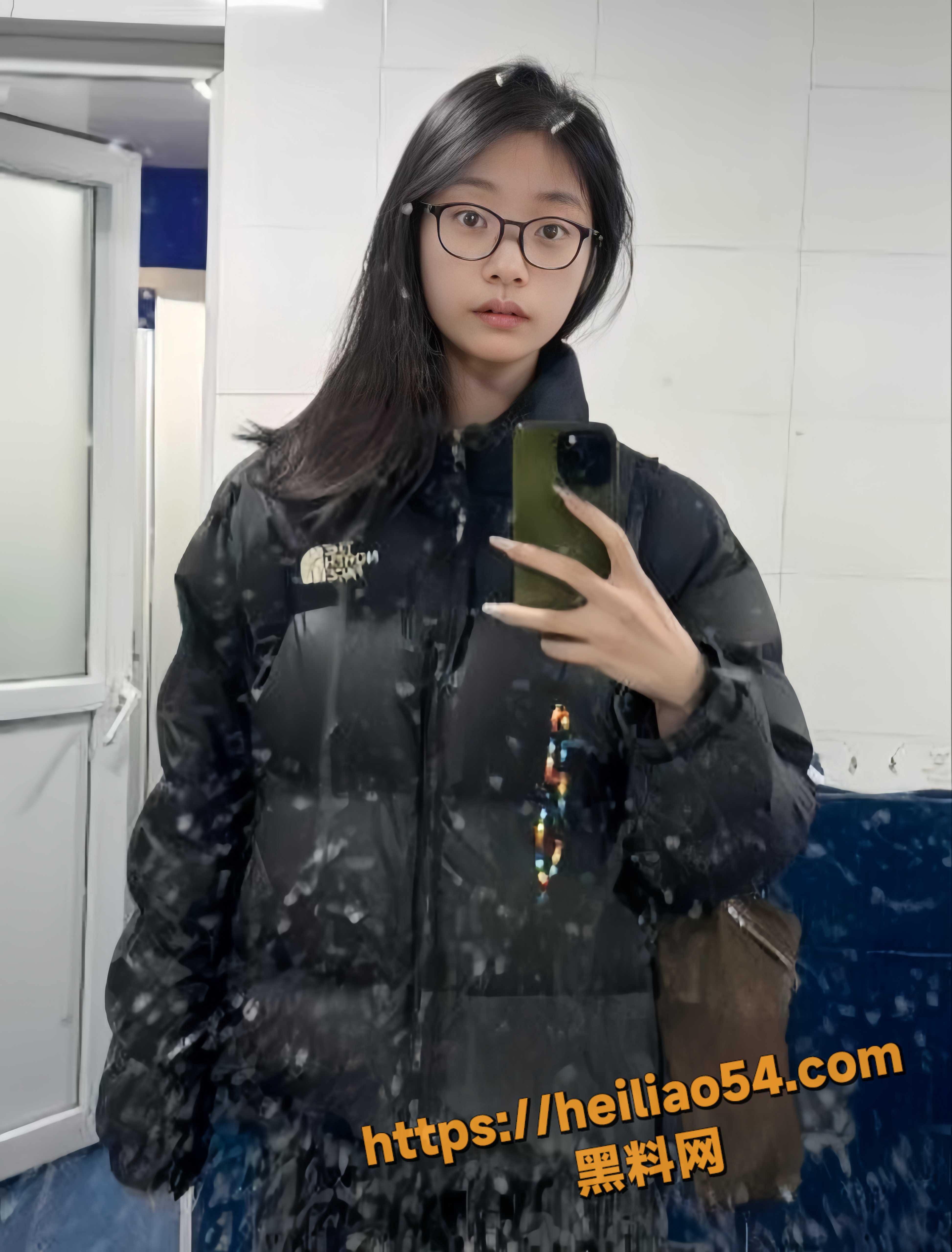 魏雯丽自慰视频2