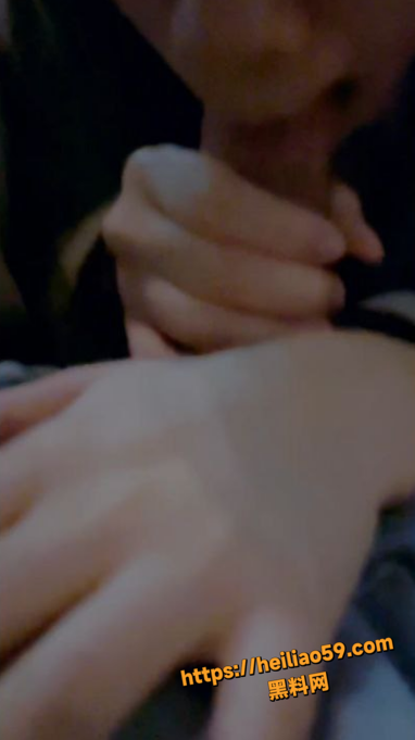 意淫自己妹妹18