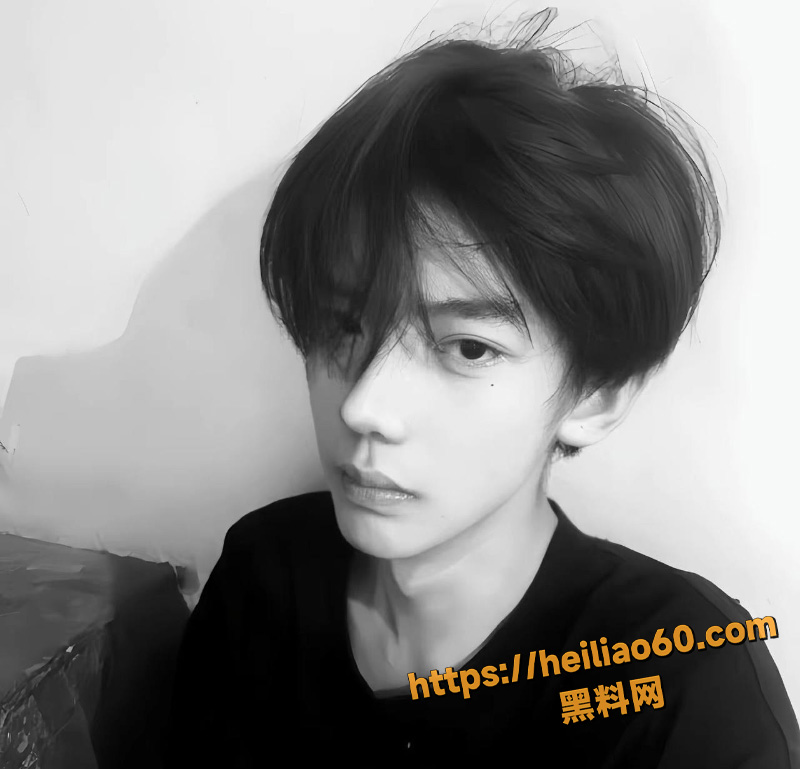 AAA老王批发聊骚记录曝光