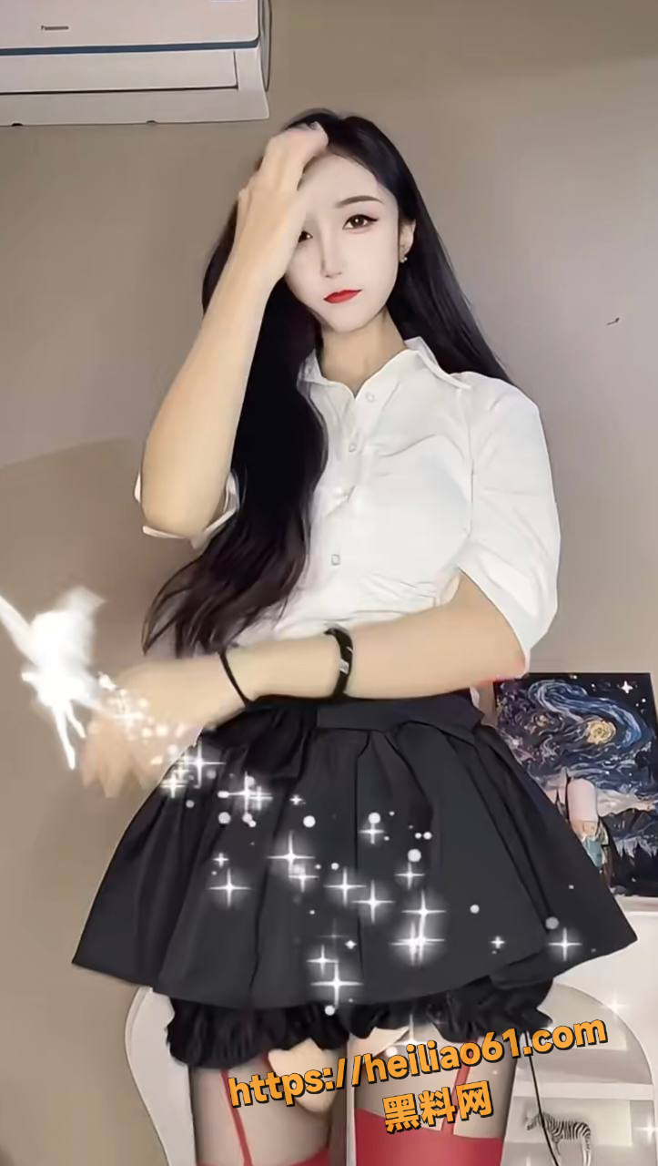 性感少妇黑丝自慰 2