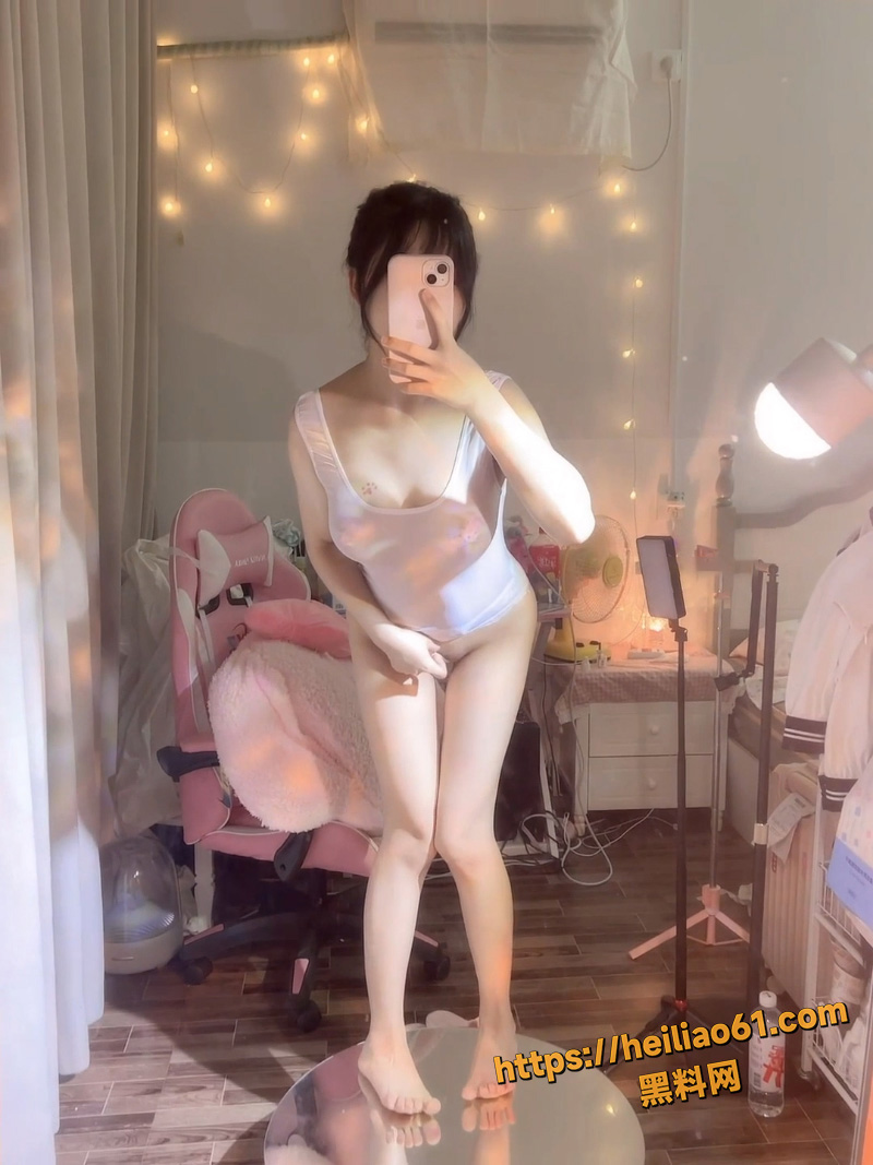 巨乳翘臀