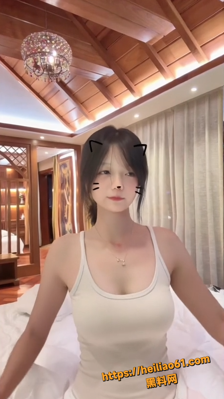 藤藤菜AI性爱视频2