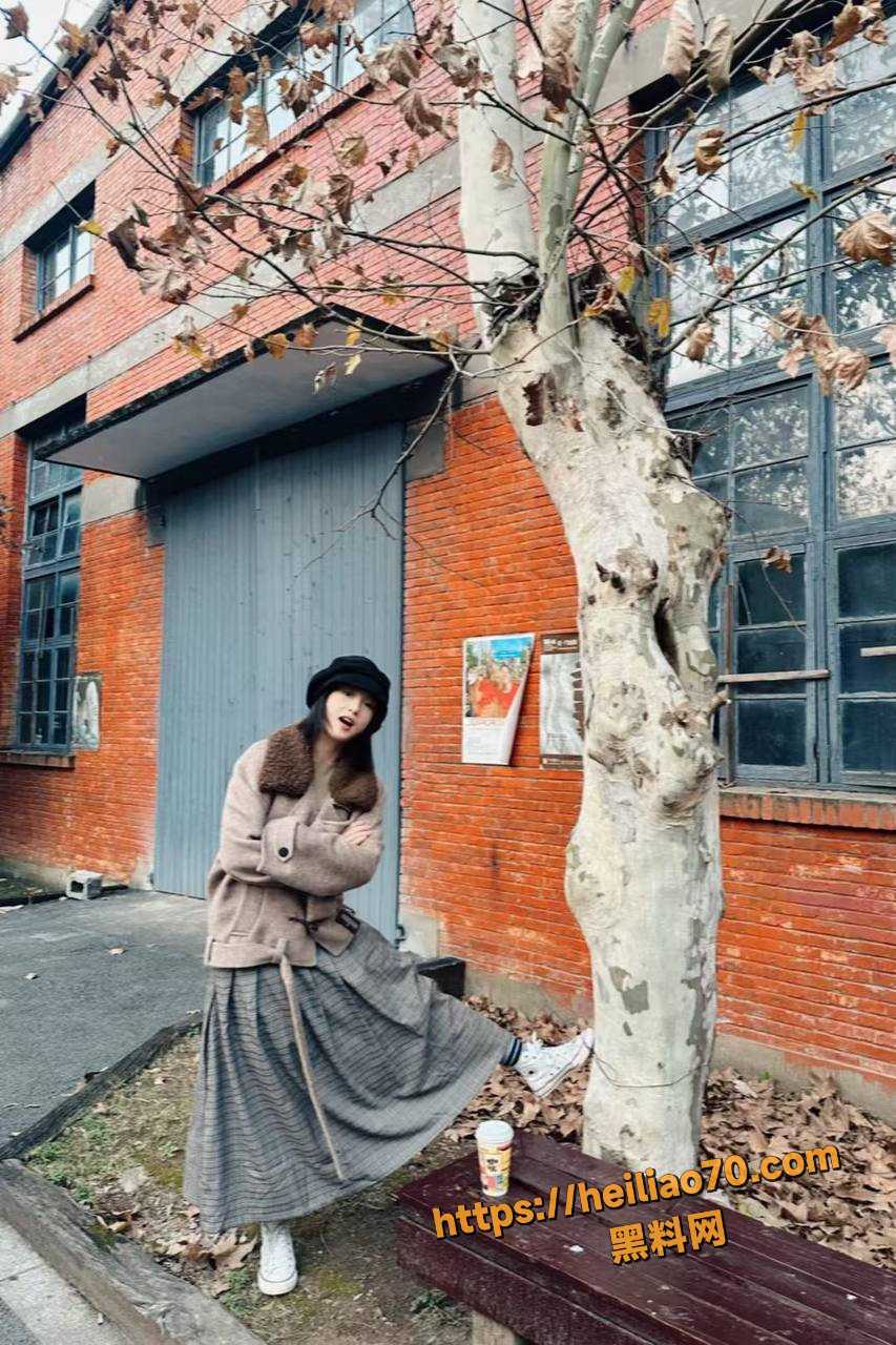 浙江反差婊 钱希彤 性爱视频合集流出 甜美可爱眼镜妹 逼毛又长又卷