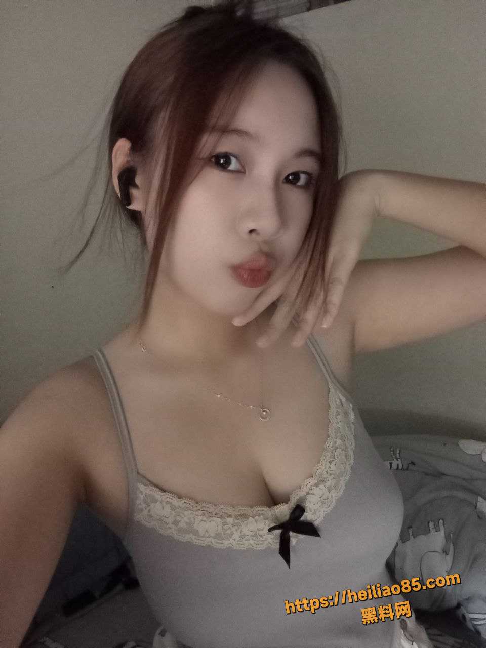 越南素人情侣私密流出2