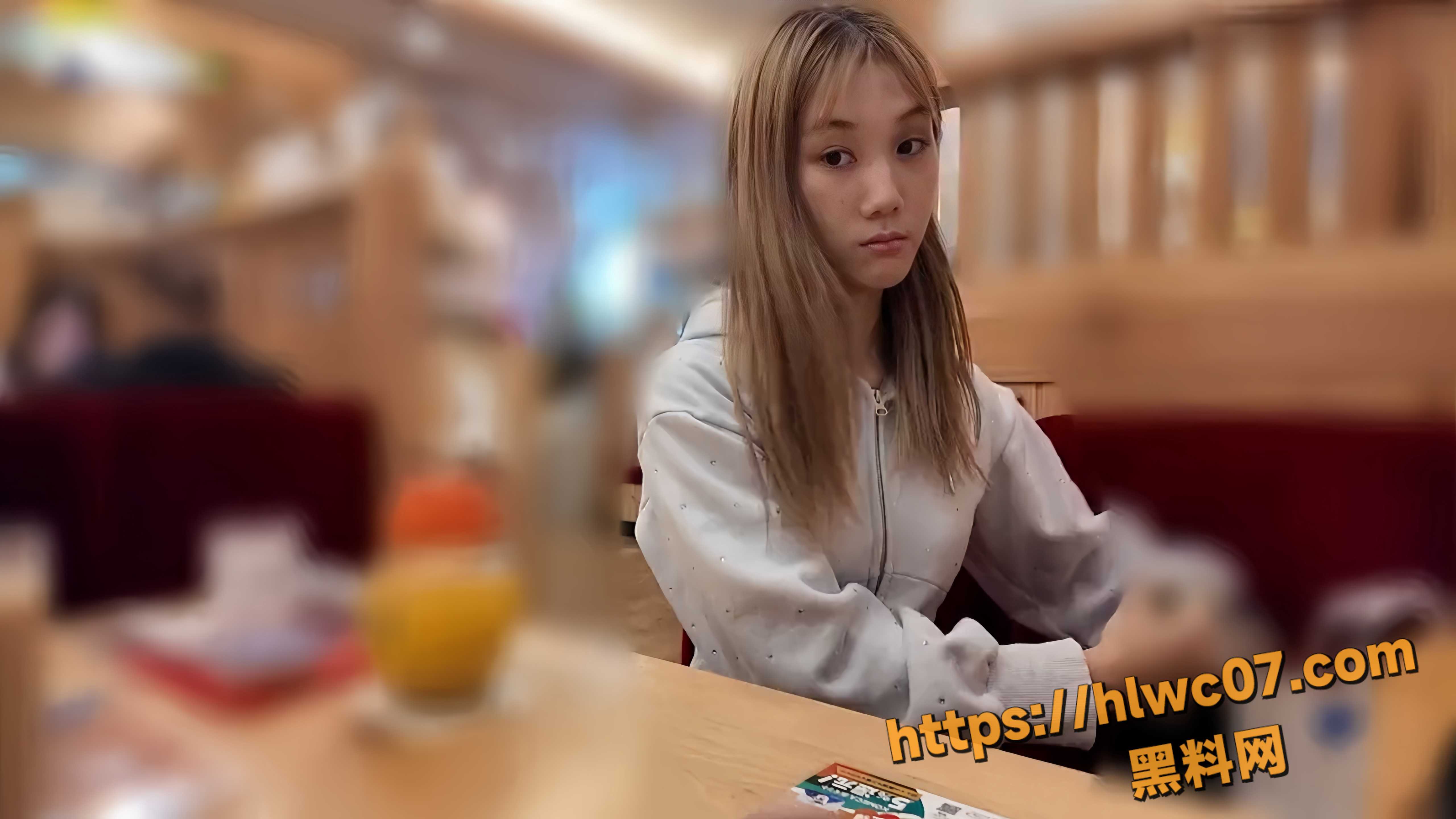 清纯学妹下海拍摄无码AV1