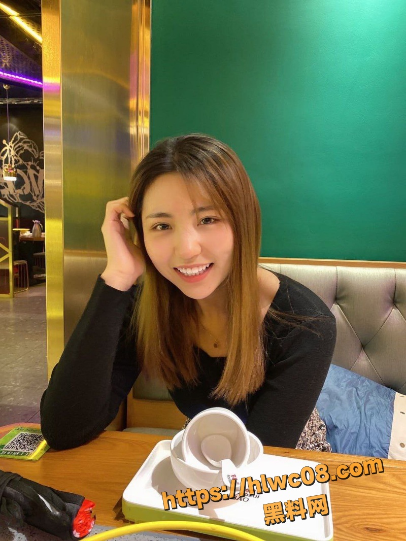 母狗张雪妮和男友做爱视频流出3