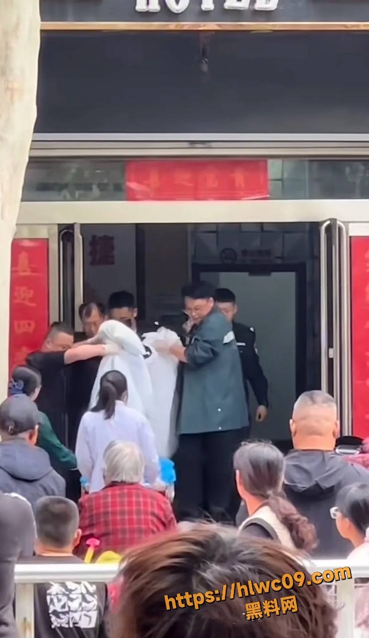 精神小妹酒店内意外身亡2