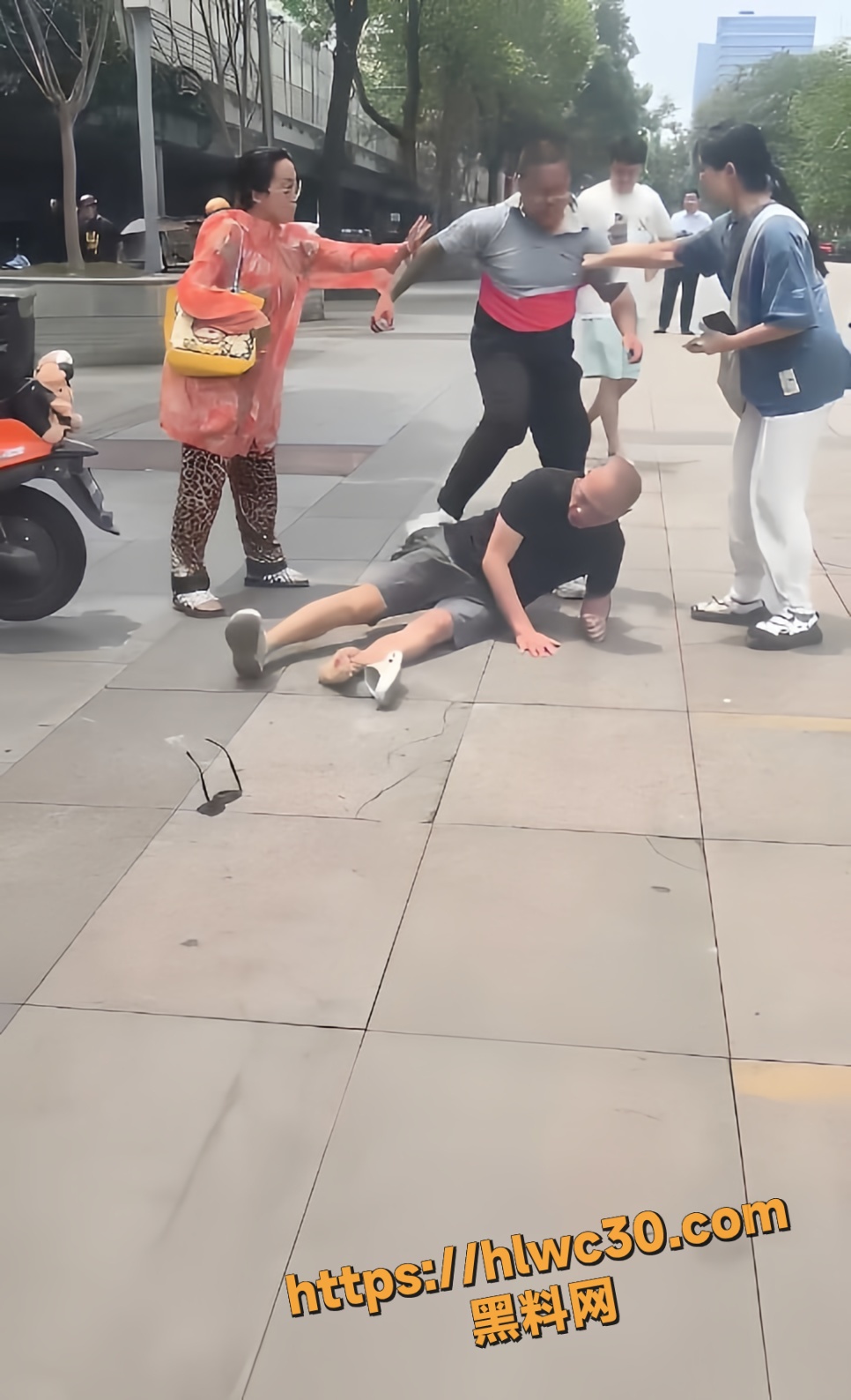 街头打架现场视频6