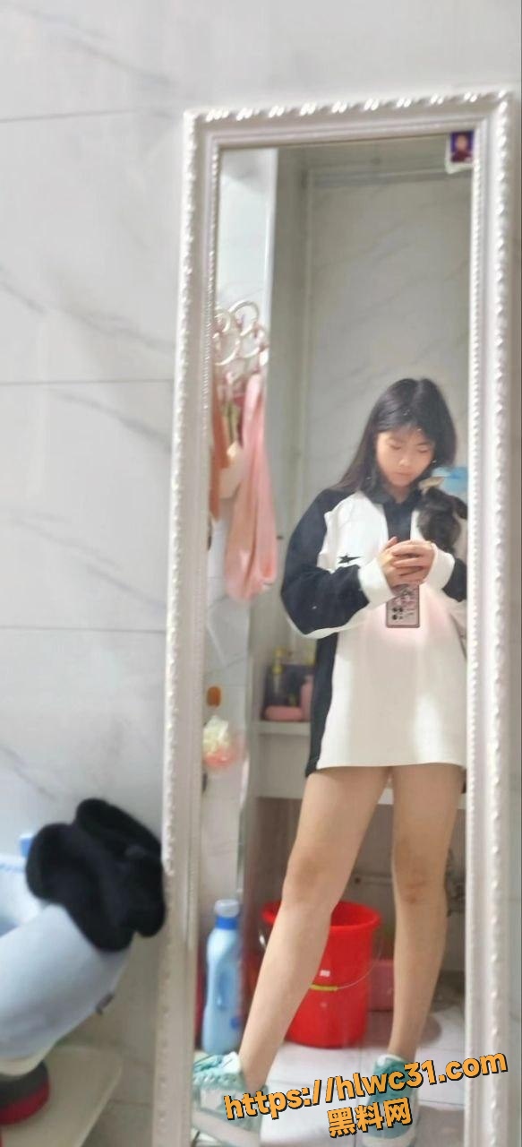 伊犁师范大学4