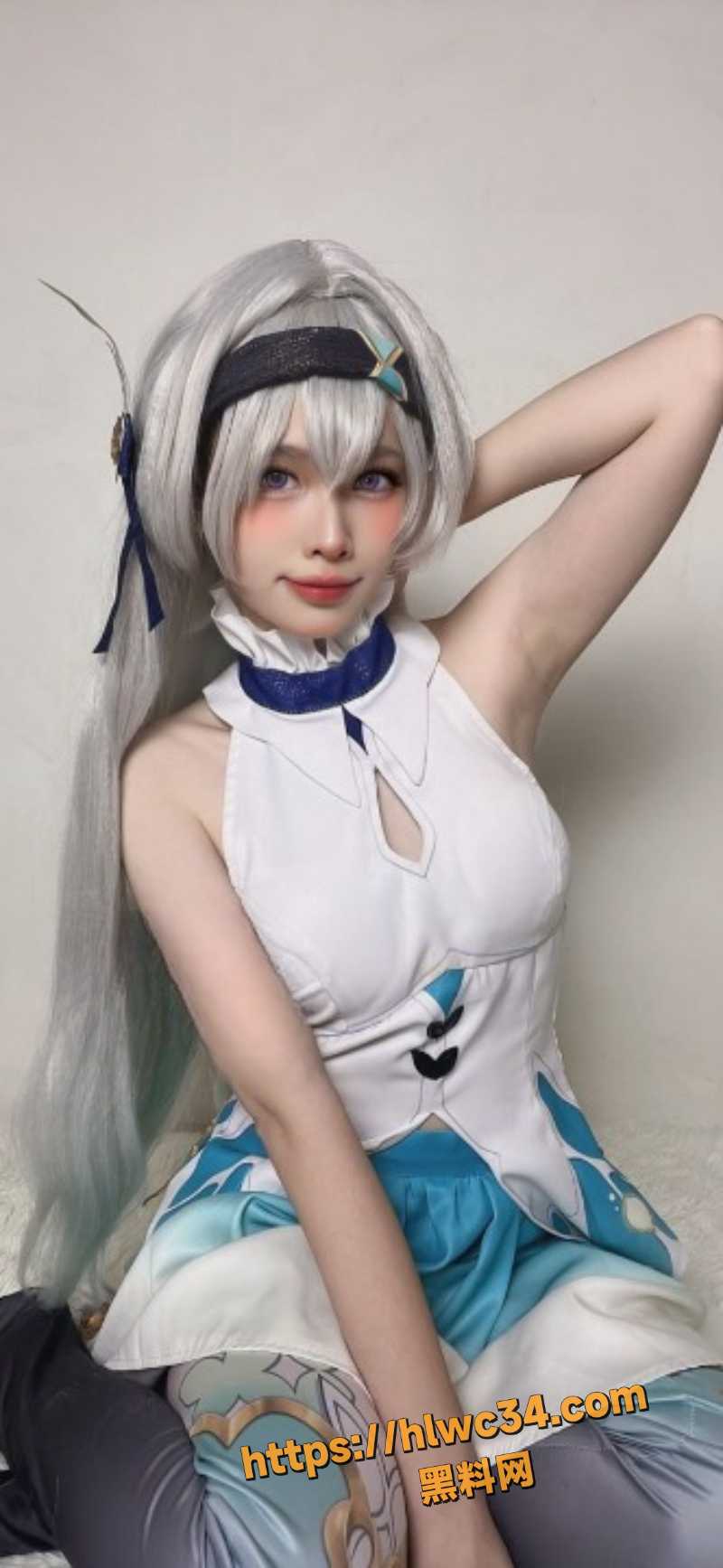 DreamlikeUwU自慰视频4