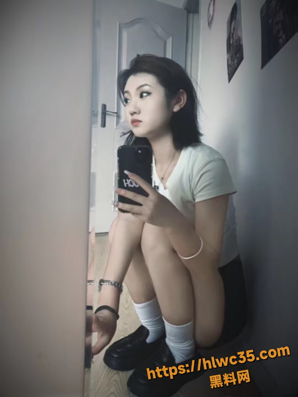 小米汽车销售员卖车送逼视频7