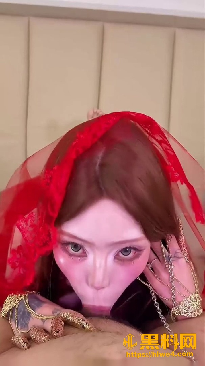 顶级浓妆女神口交合集