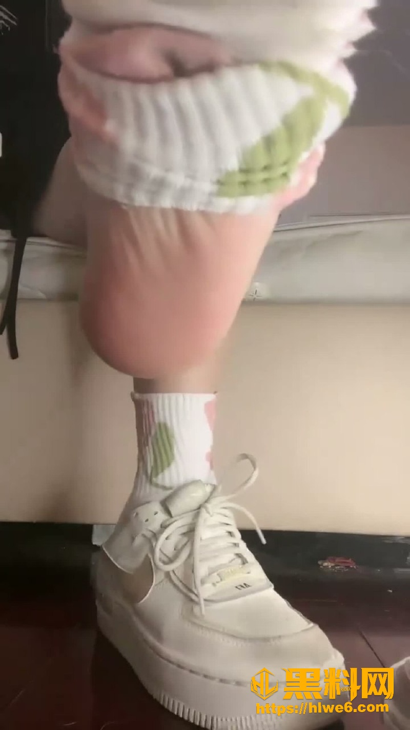 玉足欣赏裸足诱惑8
