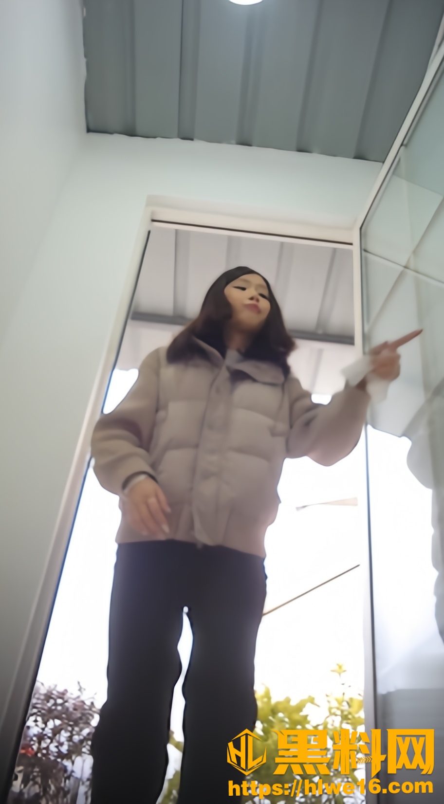 极品美女放尿视频3