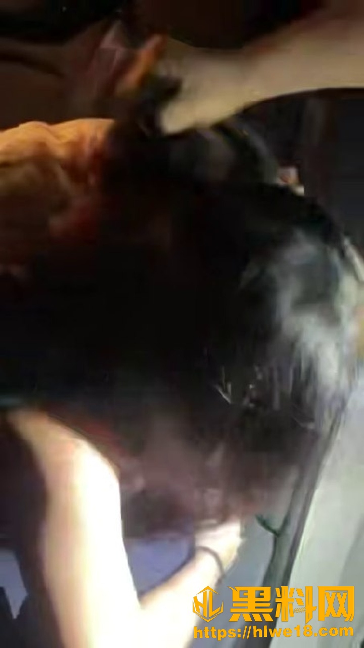 人妻偷情车震现场视频4